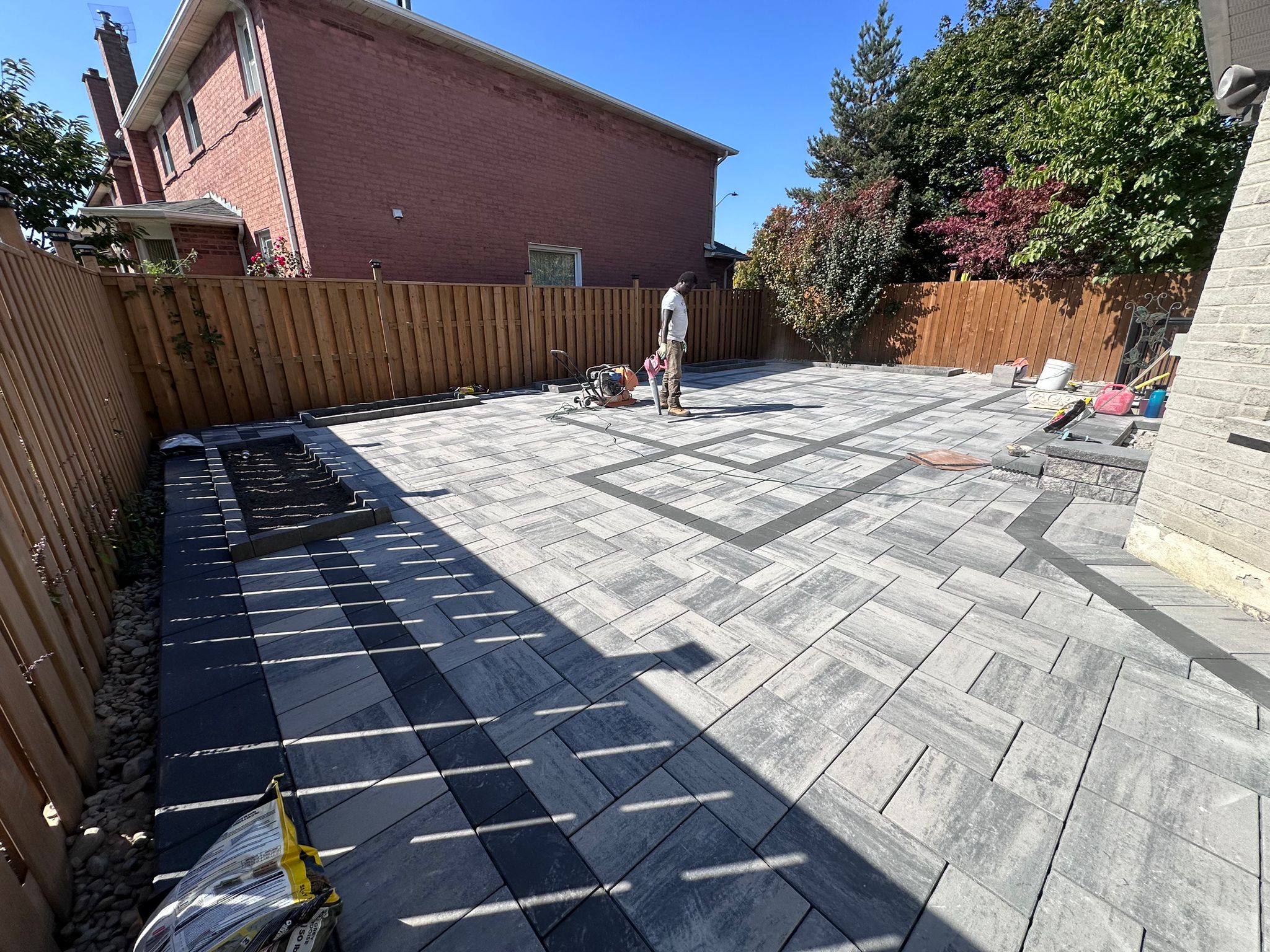 Backyard patio with stone pavers